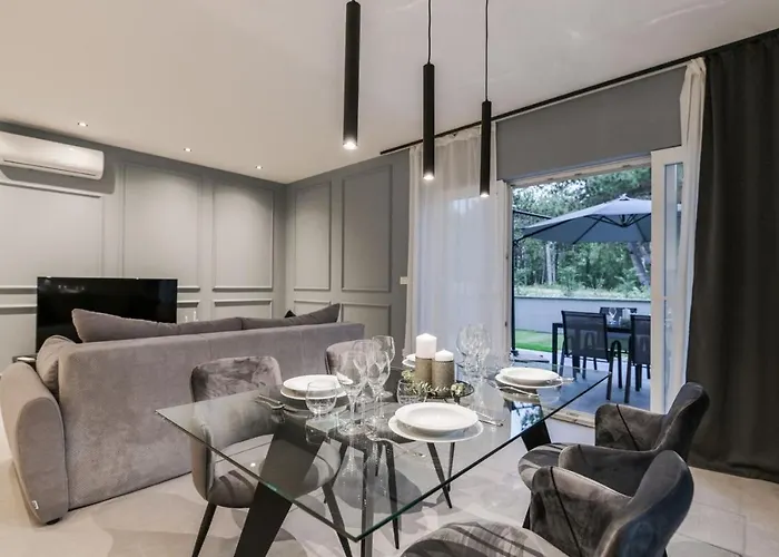 بيت ضيافة Lacrima Near The Sea 5*