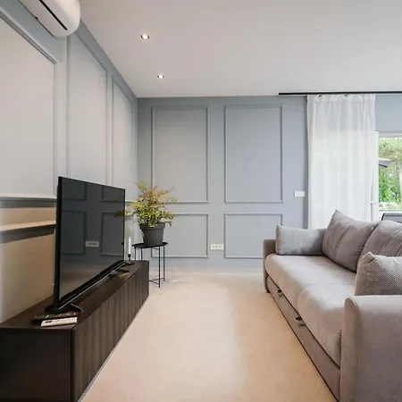 Apartments Lacrima With Motorboat Гостевой дом 5*