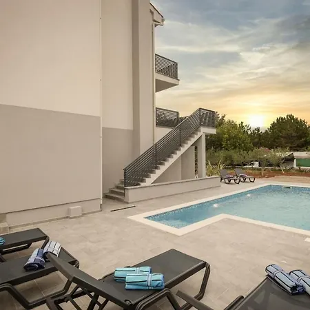 Luxury Lacrima Guest house Silo (Krk)