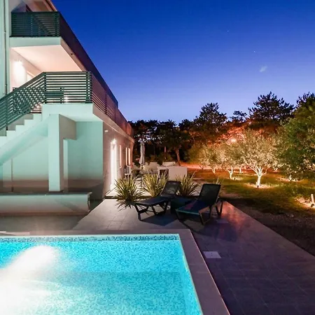 Luxury Lacrima Silo (Krk)