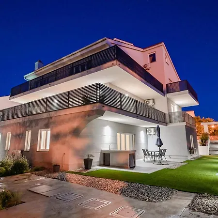 Guest house Luxury Lacrima Silo (Krk)