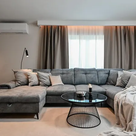 Guest house Luxury Lacrima 5*